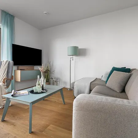 Ocean Blue- Eg, Terrasse, Kamin